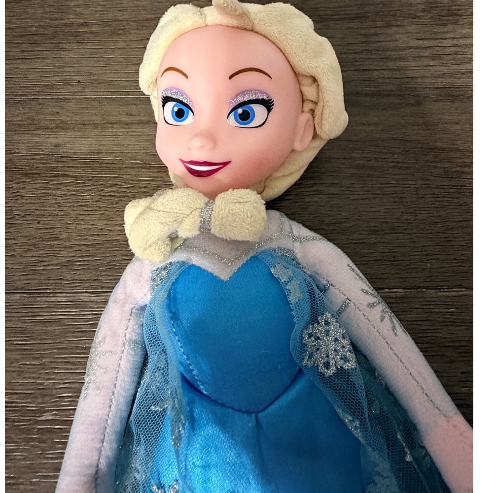 Disney Elsa Doll Frozen Vinyl Face Plush 2013 Just Play Blue Snowflake Cape 15"